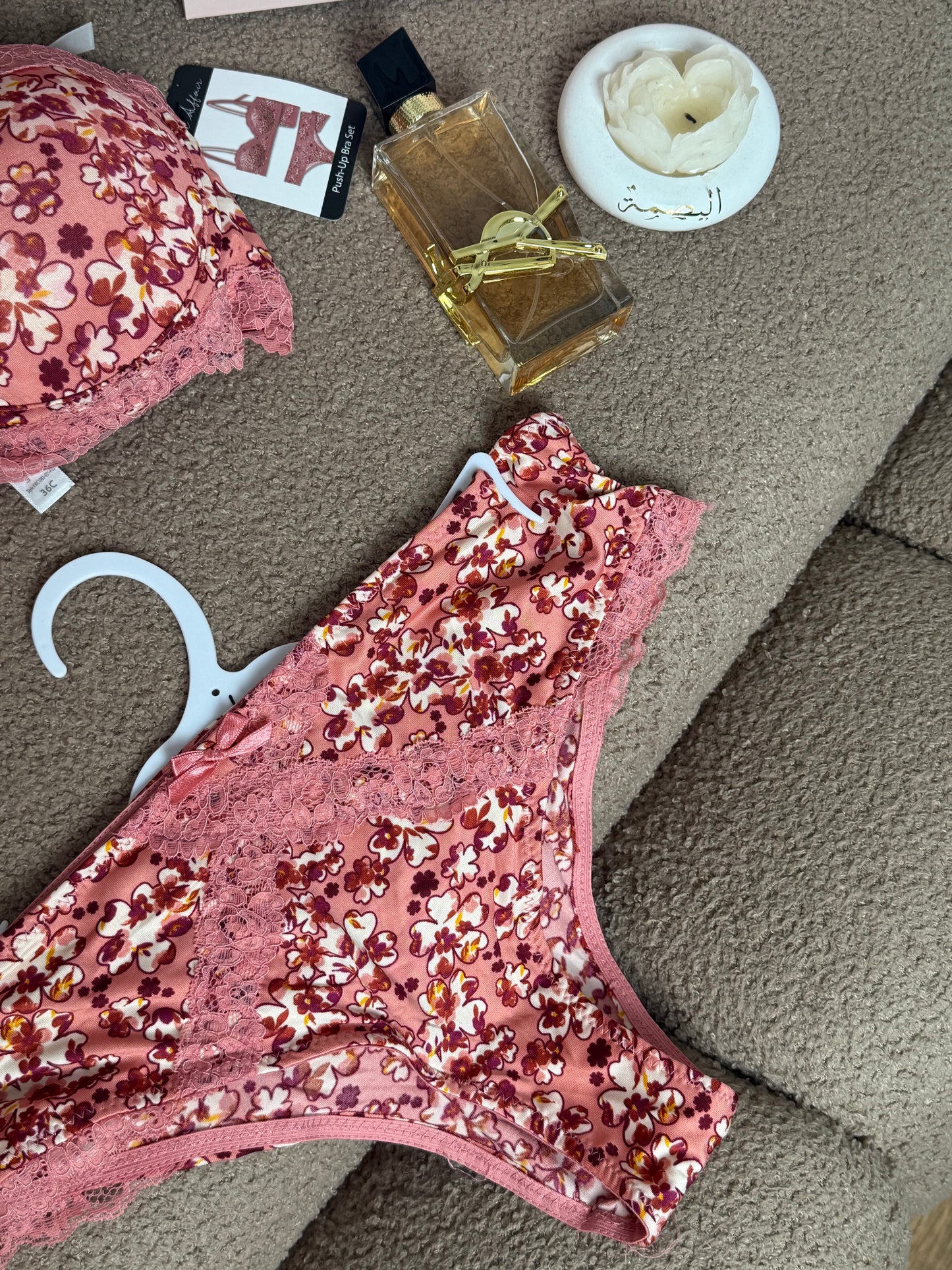 Spring bloom set