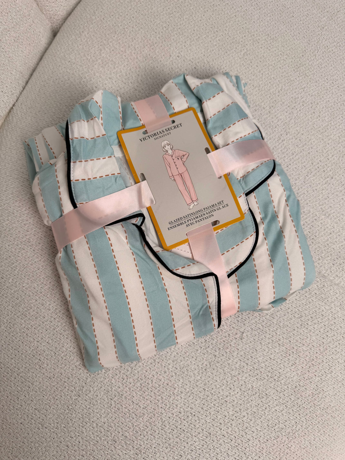 بيجامة فيكتوريا سيكرت💗