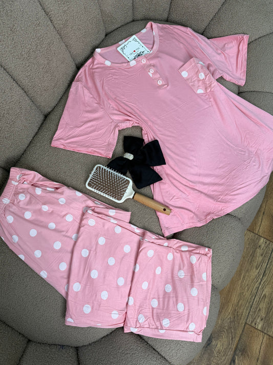 بيجامة راحة وردية🌸