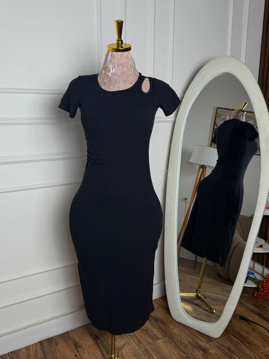 • 🥰👗 فستان يومي أنيق 🥰👗